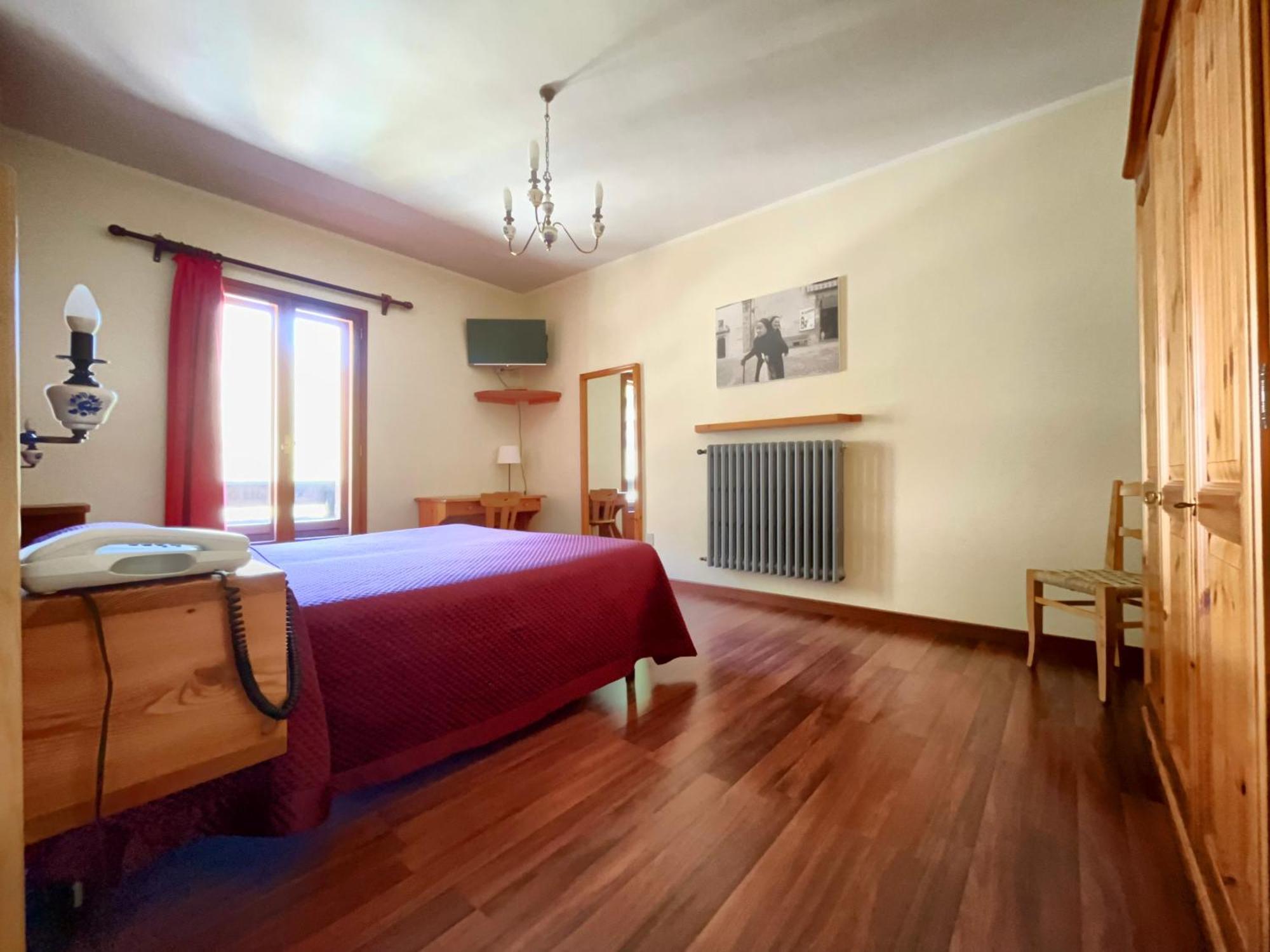 Hotel Garni Mille Pini سكانو المظهر الخارجي الصورة